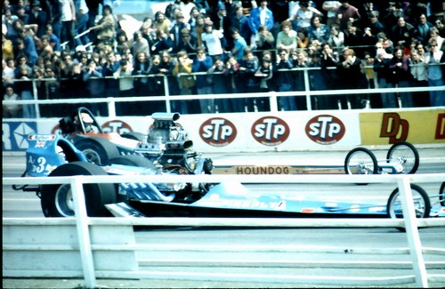 {short description of image}